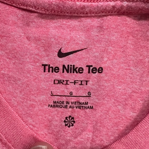 Nike Dri-FIT Pink Tee - Picture 3 of 5